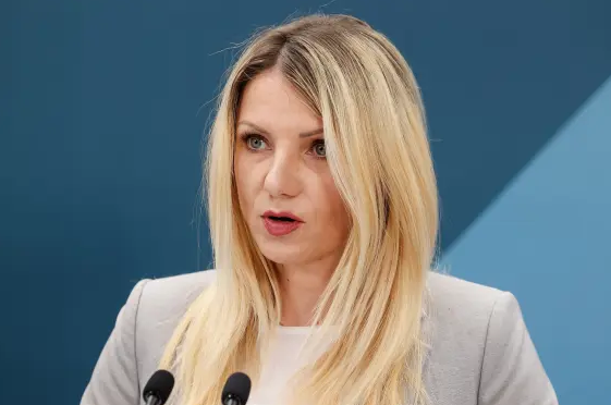 EU interior ministers discuss new rules on migrant returns