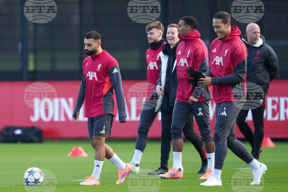 Liverpool manager reacts to Salah’s criticism