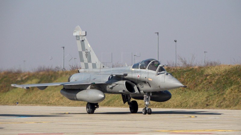 Croatia signs deal with France for 18 Caesar howitzers