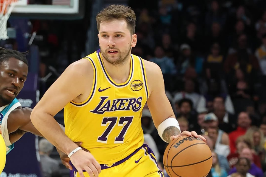 Slovenian basketball star welcomes second child