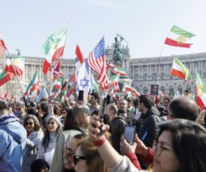 Vienna Demonstration reflects global shockwaves after Iran war escalation