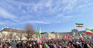 Vienna Demonstration reflects global shockwaves after Iran war escalation