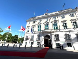 Péter Magyar’s Austrian visit as turning point in Central European politics (PHOTO/VIDEO)