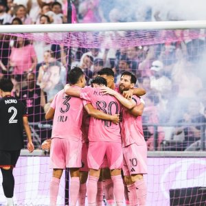 Messi scores twice to keep Inter Miami on track for MLS playoffs